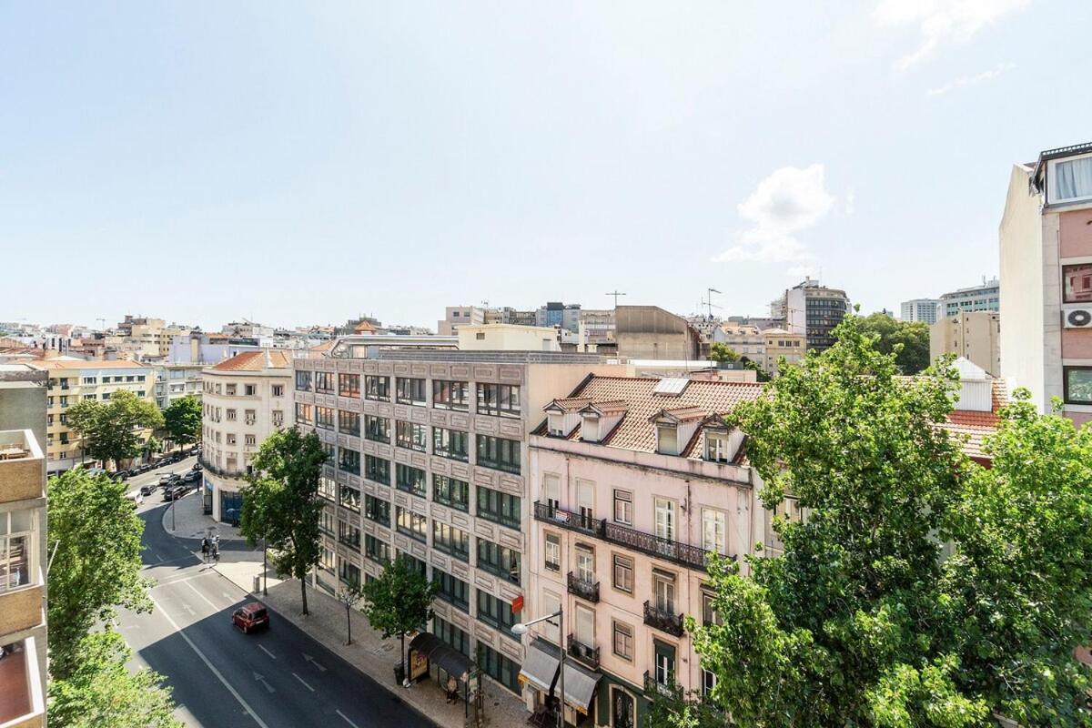 Modern 1 Bedroom Lisbon Apartment With Balcony Buitenkant foto